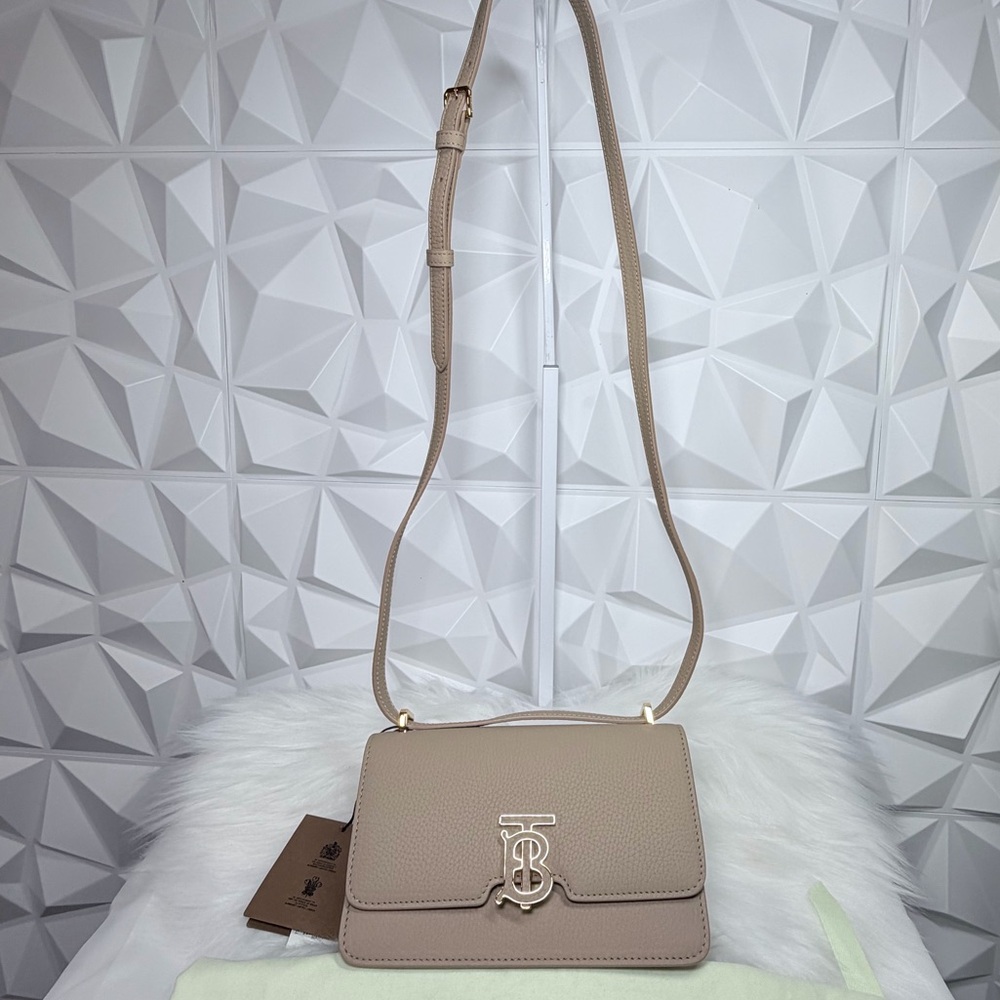 NWT Burberry Tan Leather Crossbody Bag - Picture 3 of 12